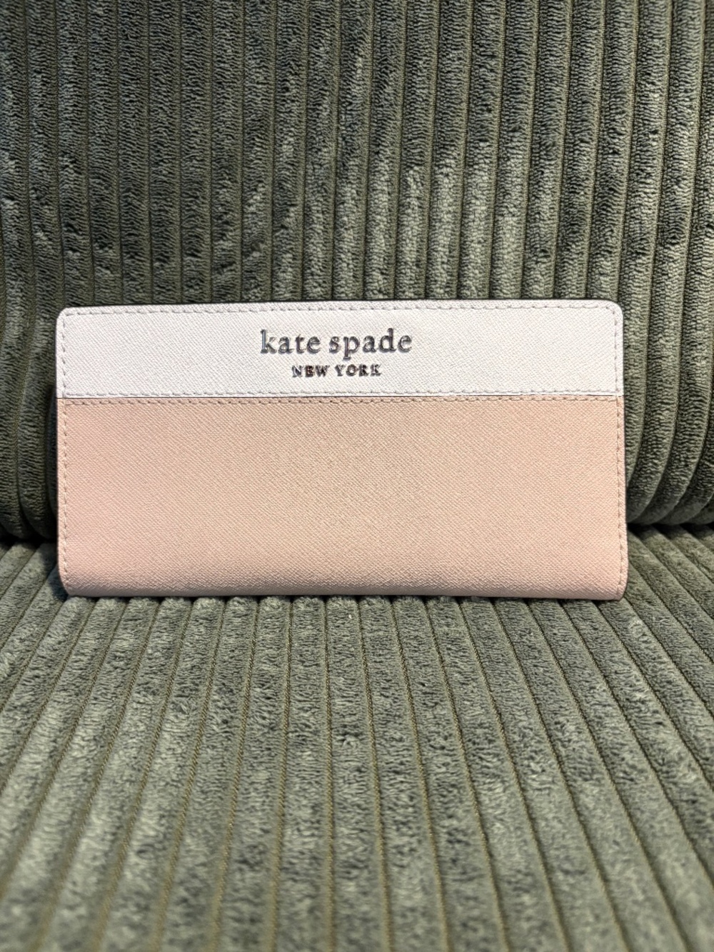 Kate Spade Bifold wallet